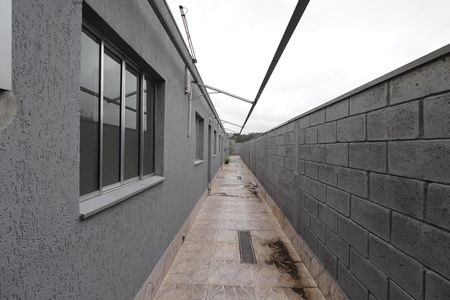Casa para alugar com 49m², 2 quartos e sem vagaÁrea externa