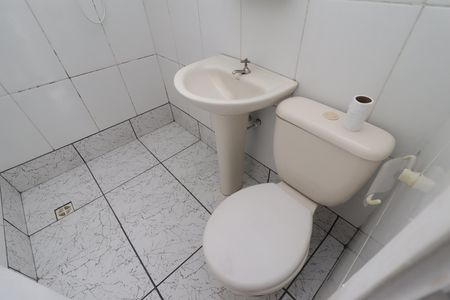 Casa para alugar com 49m², 2 quartos e sem vagaBanheiro