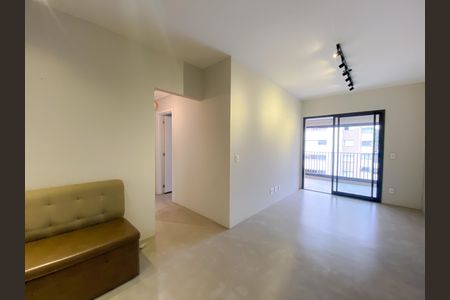 Apartamento à venda com 75m², 2 quartos e 2 vagas Apartamento à venda com 75m², 2 quartos e 2 vagasSala