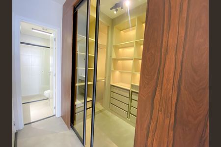 Apartamento à venda com 75m², 2 quartos e 2 vagas Apartamento à venda com 75m², 2 quartos e 2 vagasCloset Suíte