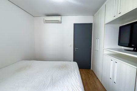 Apartamento à venda com 157m², 3 quartos e 4 vagas