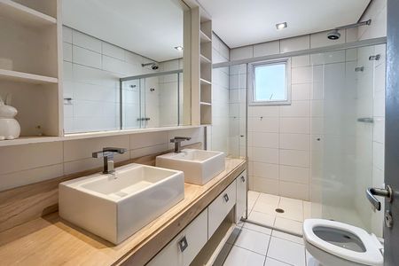 Apartamento à venda com 157m², 3 quartos e 4 vagas