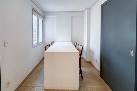 Apartamento à venda com 157m², 3 quartos e 4 vagas