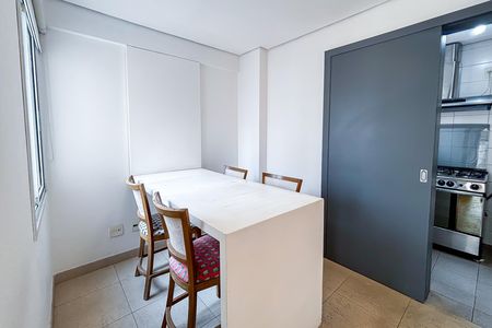 Apartamento à venda com 157m², 3 quartos e 4 vagas