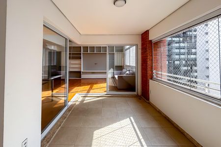 Apartamento à venda com 157m², 3 quartos e 4 vagas