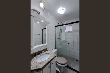 Apartamento para alugar com 101m², 3 quartos e 1 vaga Apartamento para alugar com 101m², 3 quartos e 1 vagaBanheiro da Suíte