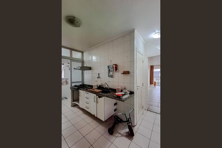 Apartamento para alugar com 101m², 3 quartos e 1 vaga Apartamento para alugar com 101m², 3 quartos e 1 vagaCozinha