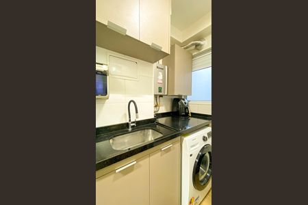 Apartamento à venda com 60m², 2 quartos e 1 vaga Apartamento à venda com 60m², 2 quartos e 1 vagaÁrea de Serviço