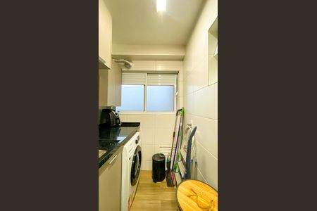 Apartamento à venda com 60m², 2 quartos e 1 vaga Apartamento à venda com 60m², 2 quartos e 1 vagaÁrea de Serviço