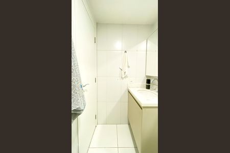 Apartamento à venda com 60m², 2 quartos e 1 vaga Apartamento à venda com 60m², 2 quartos e 1 vagaBanheiro da Suíte