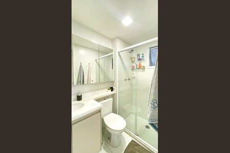 Apartamento à venda com 60m², 2 quartos e 1 vaga Apartamento à venda com 60m², 2 quartos e 1 vagaBanheiro da Suíte
