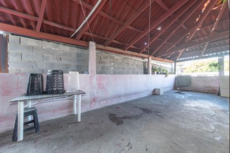 Casa à venda com 250m², 4 quartos e sem vaga Casa à venda com 250m², 4 quartos e sem vagaLavanderia - Area Gourmet