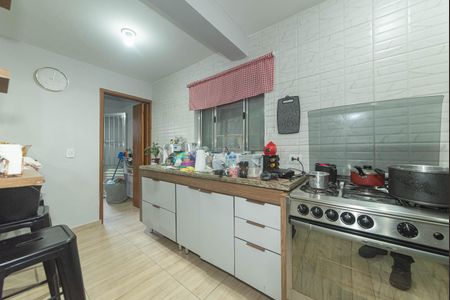 Casa à venda com 250m², 4 quartos e sem vaga Casa à venda com 250m², 4 quartos e sem vagaCasa 2 - Cozinha
