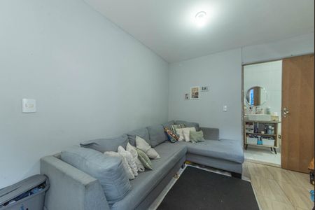 Casa à venda com 250m², 4 quartos e sem vaga Casa à venda com 250m², 4 quartos e sem vagaCasa 2 - Sala
