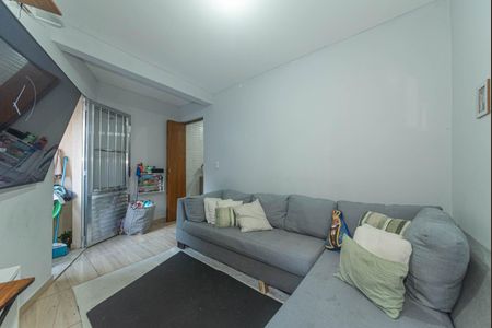 Casa à venda com 250m², 4 quartos e sem vaga Casa à venda com 250m², 4 quartos e sem vagaCasa 2 - Sala