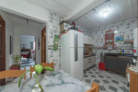Casa à venda com 250m², 4 quartos e sem vaga Casa à venda com 250m², 4 quartos e sem vagaCozinha