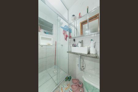 Casa à venda com 250m², 4 quartos e sem vaga Casa à venda com 250m², 4 quartos e sem vagaCasa 2 - Banheiro da Suite