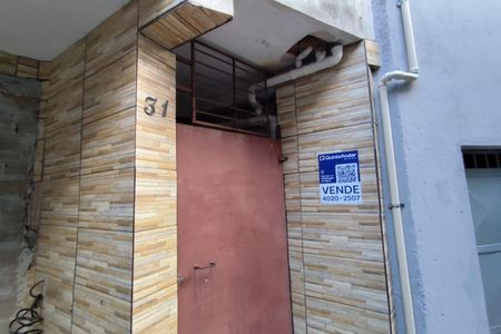 Casa à venda com 250m², 4 quartos e sem vaga Casa à venda com 250m², 4 quartos e sem vagaPlaquinha