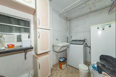 Casa à venda com 250m², 4 quartos e sem vaga Casa à venda com 250m², 4 quartos e sem vagaCasa 2 - Lavanderia