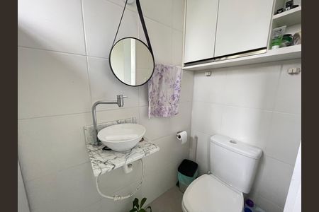 Apartamento à venda com 69m², 3 quartos e 1 vagaBanheiro de serviço