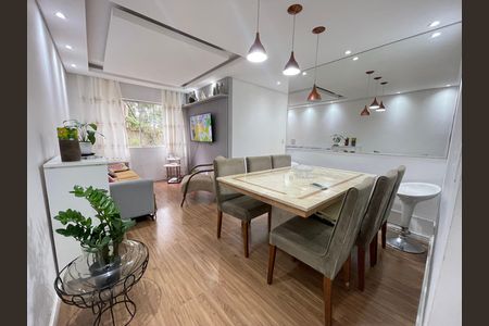 Sala de apartamento à venda com 3 quartos, 69m² em Jardim Pinheiros, São Paulo