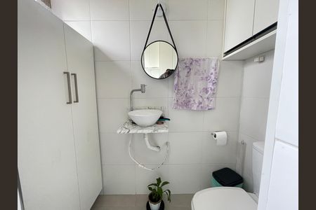 Apartamento à venda com 69m², 3 quartos e 1 vagaBanheiro de serviço