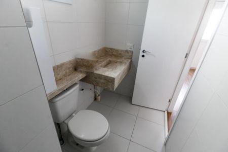 Apartamento para alugar com 90m², 3 quartos e 2 vagas Apartamento para alugar com 90m², 3 quartos e 2 vagasBanheiro da Suíte