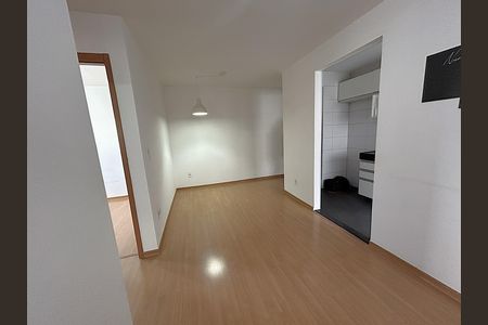 Sala de apartamento para alugar com 2 quartos, 44m² em Encantado, Rio de Janeiro