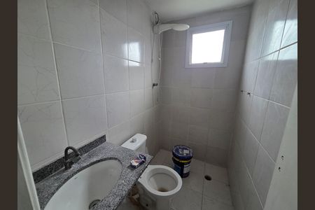 Apartamento para alugar com 71m², 3 quartos e 1 vaga Apartamento para alugar com 71m², 3 quartos e 1 vagaBanheiro da Suíte 1