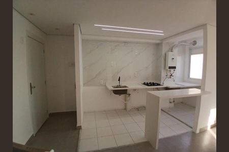 Cozinha de apartamento à venda com 1 quarto, 44m² em Liberdade, São Paulo