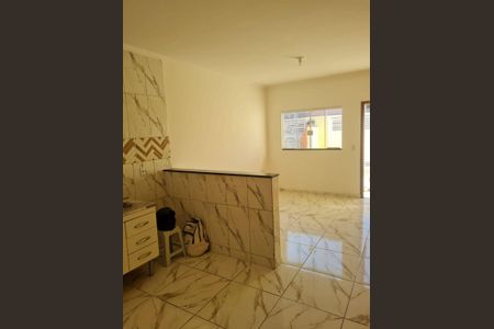 Casa de condomínio para alugar com 51m², 2 quartos e 1 vagaSala