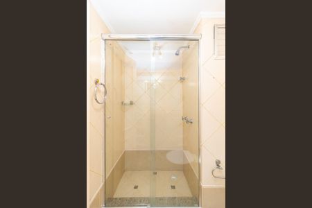 Casa de condomínio para alugar com 223m², 3 quartos e 2 vagas Casa de condomínio para alugar com 223m², 3 quartos e 2 vagasBanheiro 2