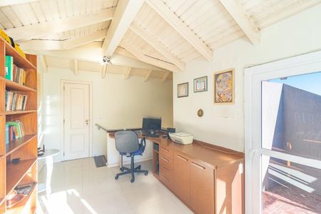 Casa de condomínio para alugar com 223m², 3 quartos e 2 vagas Casa de condomínio para alugar com 223m², 3 quartos e 2 vagasEscritório