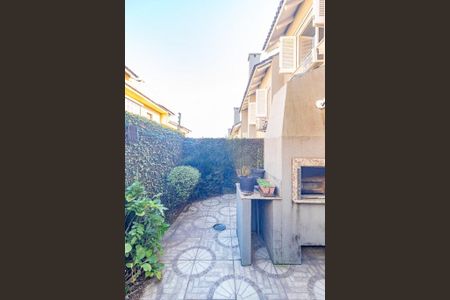 Casa de condomínio para alugar com 223m², 3 quartos e 2 vagas