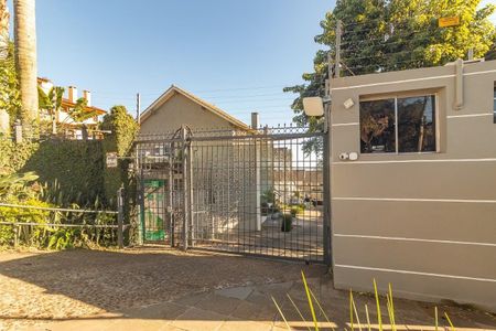 Casa de condomínio para alugar com 223m², 3 quartos e 2 vagas
