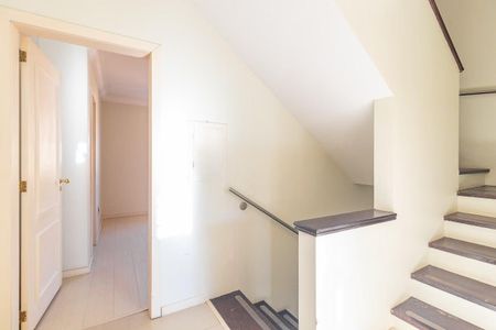 Casa de condomínio para alugar com 223m², 3 quartos e 2 vagas