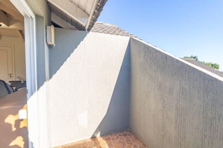 Casa de condomínio para alugar com 223m², 3 quartos e 2 vagas