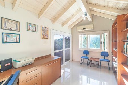 Casa de condomínio para alugar com 223m², 3 quartos e 2 vagas Casa de condomínio para alugar com 223m², 3 quartos e 2 vagasEscritório