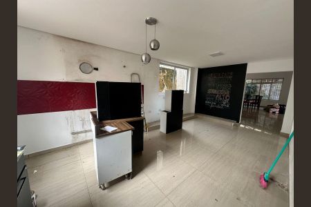 Casa para alugar com 287m², 4 quartos e 8 vagas Casa para alugar com 287m², 4 quartos e 8 vagasCozinha