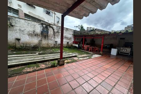 Casa para alugar com 287m², 4 quartos e 8 vagas Casa para alugar com 287m², 4 quartos e 8 vagasGaragem