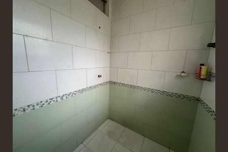 Casa para alugar com 287m², 4 quartos e 8 vagas Casa para alugar com 287m², 4 quartos e 8 vagasBanheiro da Suíte 1