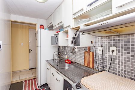 Apartamento para alugar com 55m², 2 quartos e 1 vaga Apartamento para alugar com 55m², 2 quartos e 1 vagaCozinha