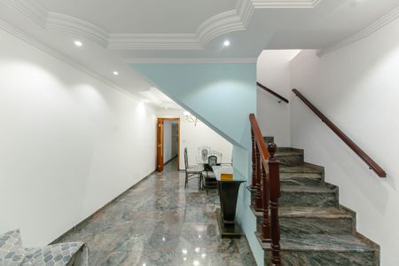 Casa para alugar com 160m², 3 quartos e 2 vagas Casa para alugar com 160m², 3 quartos e 2 vagasSala