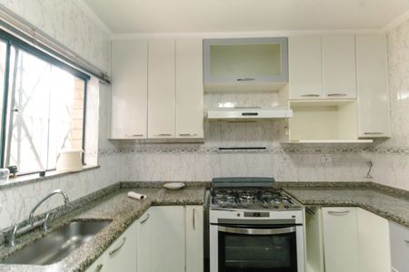Casa para alugar com 160m², 3 quartos e 2 vagas Casa para alugar com 160m², 3 quartos e 2 vagasCozinha