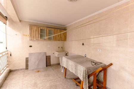 Casa para alugar com 160m², 3 quartos e 2 vagas Casa para alugar com 160m², 3 quartos e 2 vagasChurrasqueira