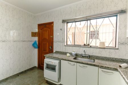 Casa para alugar com 160m², 3 quartos e 2 vagas Casa para alugar com 160m², 3 quartos e 2 vagasCozinha