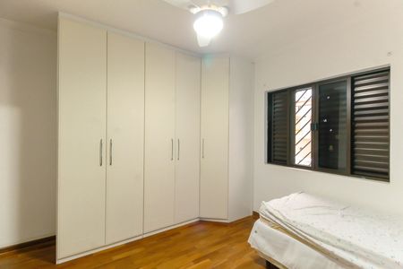 Casa para alugar com 160m², 3 quartos e 2 vagas Casa para alugar com 160m², 3 quartos e 2 vagasQuarto 3