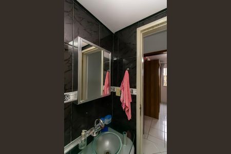 Apartamento à venda com 45m², 2 quartos e 1 vaga Apartamento à venda com 45m², 2 quartos e 1 vagaBanheiro