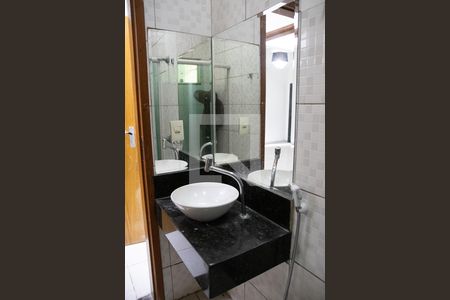 Casa à venda com 295m², 3 quartos e 1 vaga Casa à venda com 295m², 3 quartos e 1 vagaBanheiro da Suíte