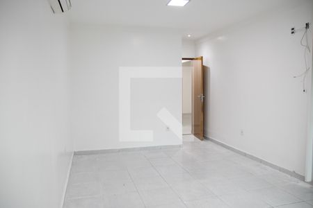 Casa à venda com 295m², 3 quartos e 1 vaga Casa à venda com 295m², 3 quartos e 1 vagaSuíte